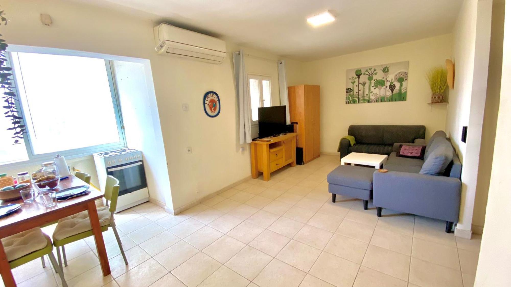 Ferienwohnung דירה יפיפיה! מיקום מעולה! אוניברסיטת בן גוריון, סורוקה, שוק, פארק! Beersheba Exterior foto