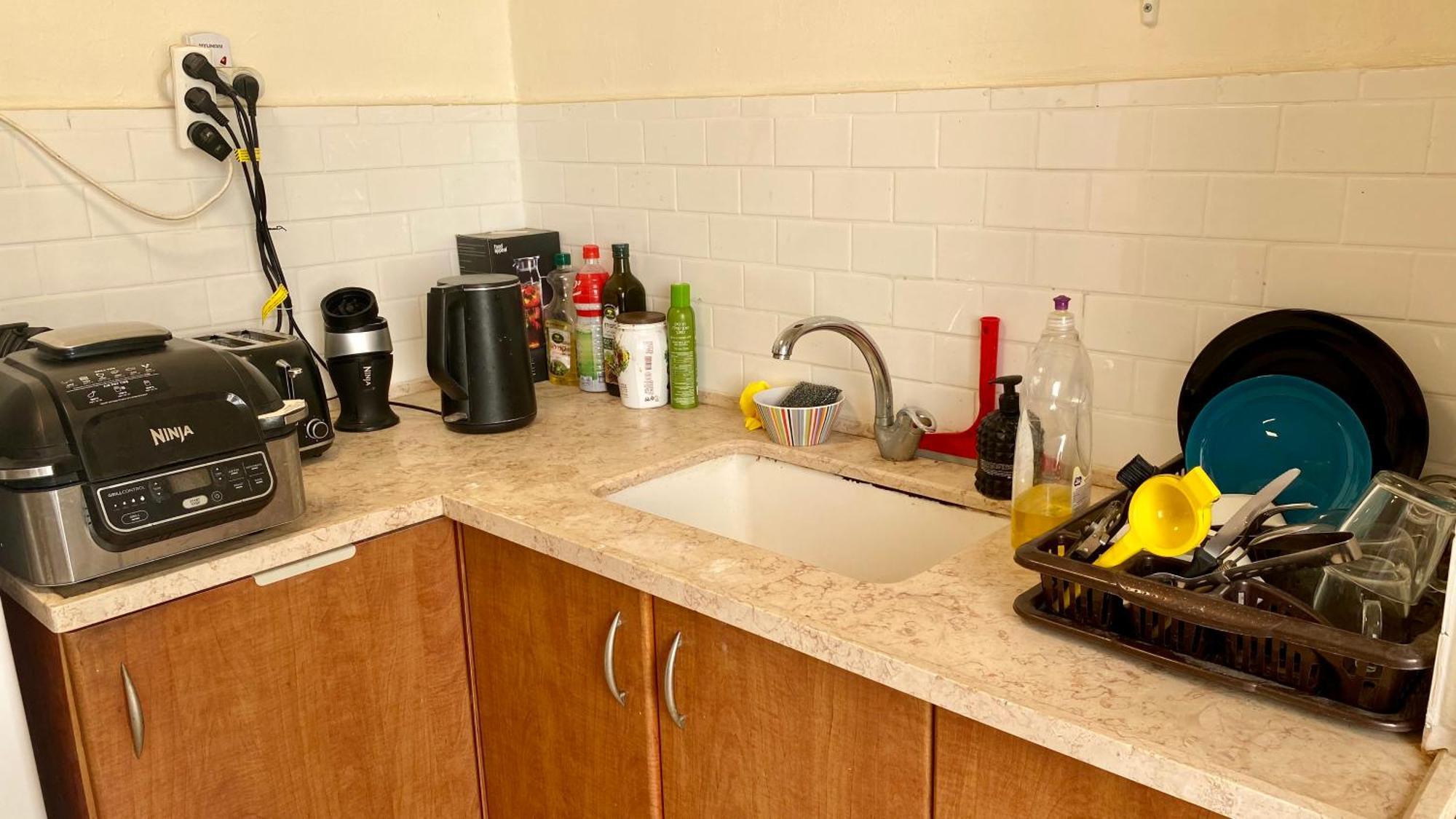 Ferienwohnung דירה יפיפיה! מיקום מעולה! אוניברסיטת בן גוריון, סורוקה, שוק, פארק! Beersheba Exterior foto