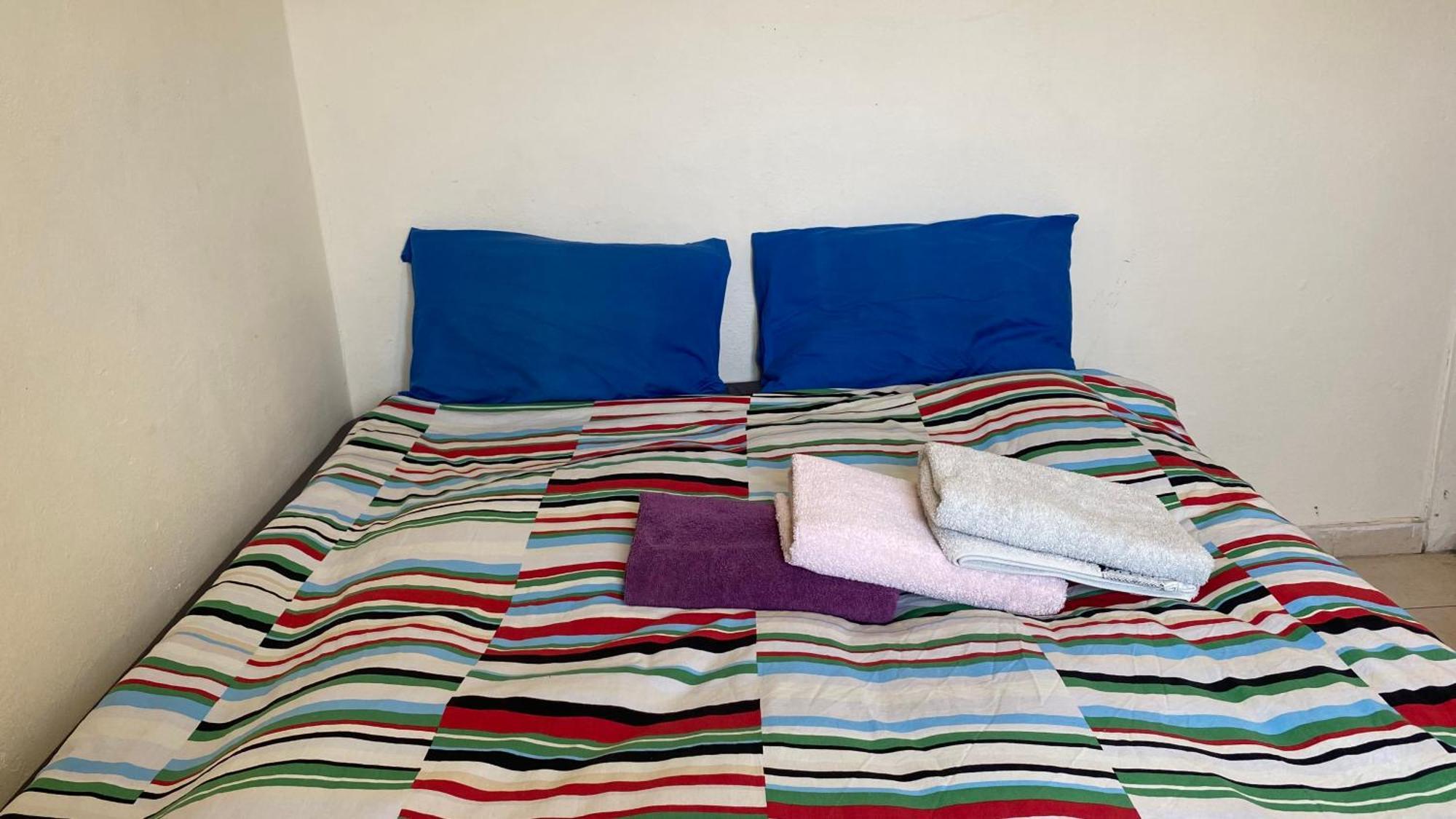 Ferienwohnung דירה יפיפיה! מיקום מעולה! אוניברסיטת בן גוריון, סורוקה, שוק, פארק! Beersheba Exterior foto