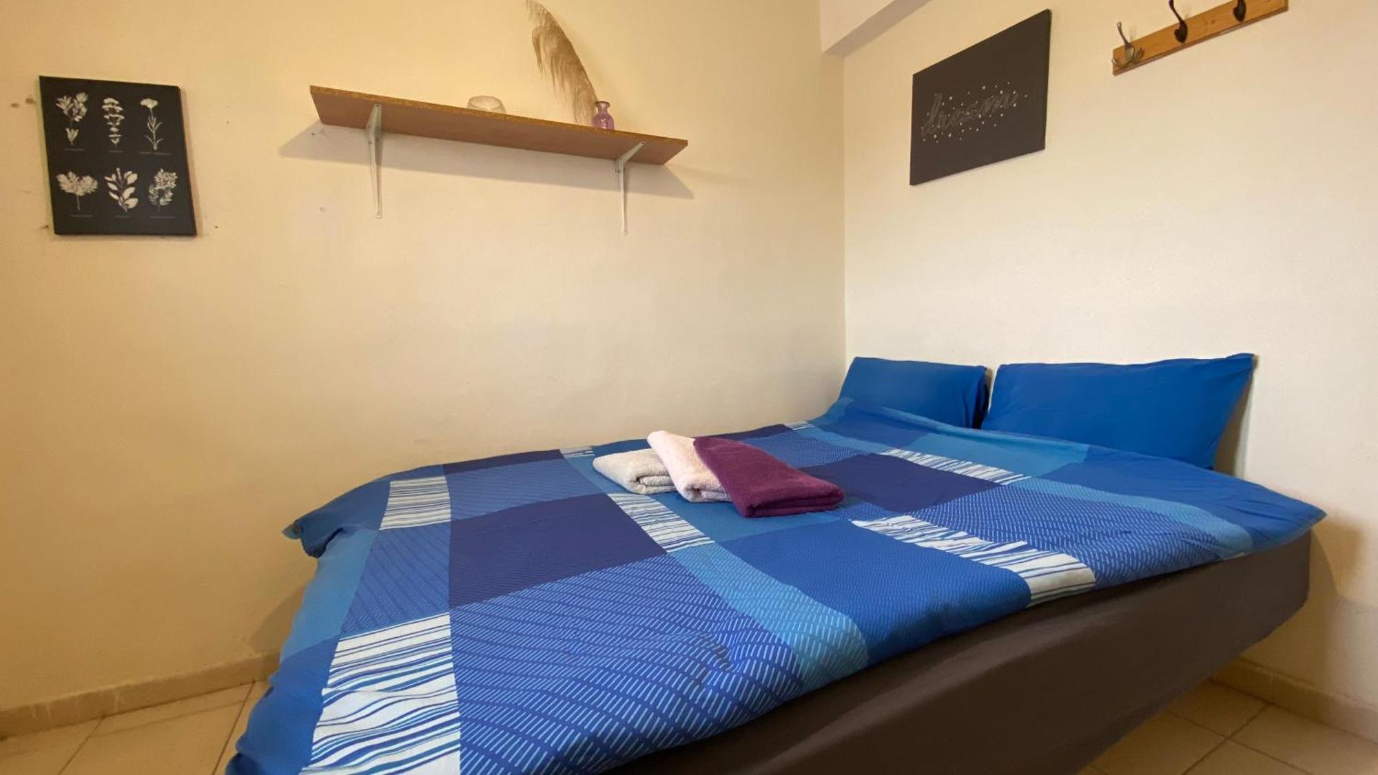 Ferienwohnung דירה יפיפיה! מיקום מעולה! אוניברסיטת בן גוריון, סורוקה, שוק, פארק! Beersheba Exterior foto